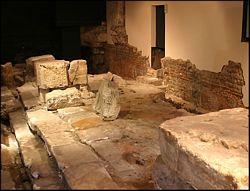  Roman_bath_09-sm.jpg 